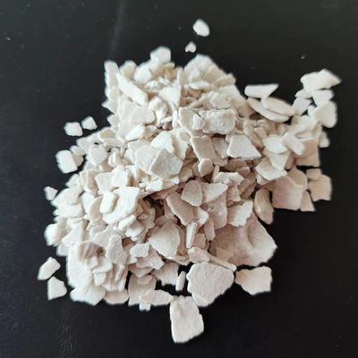 स्नो मेल्ट एजेंट कैल्शियम क्लोराइड डाइहाइड्रेट व्हाइट फ्लेक्स 74% मिन